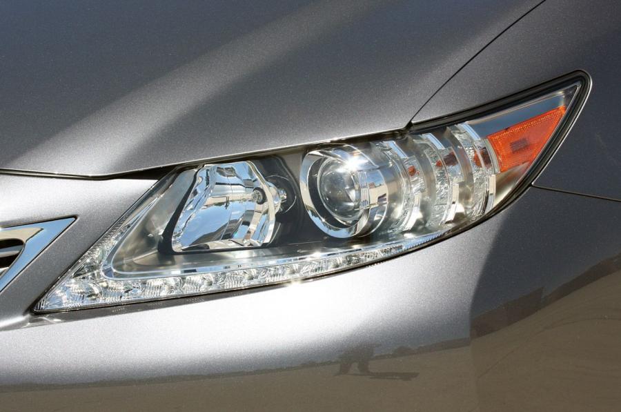  Lexus ES350 2013 года  (фото 4 из 64)